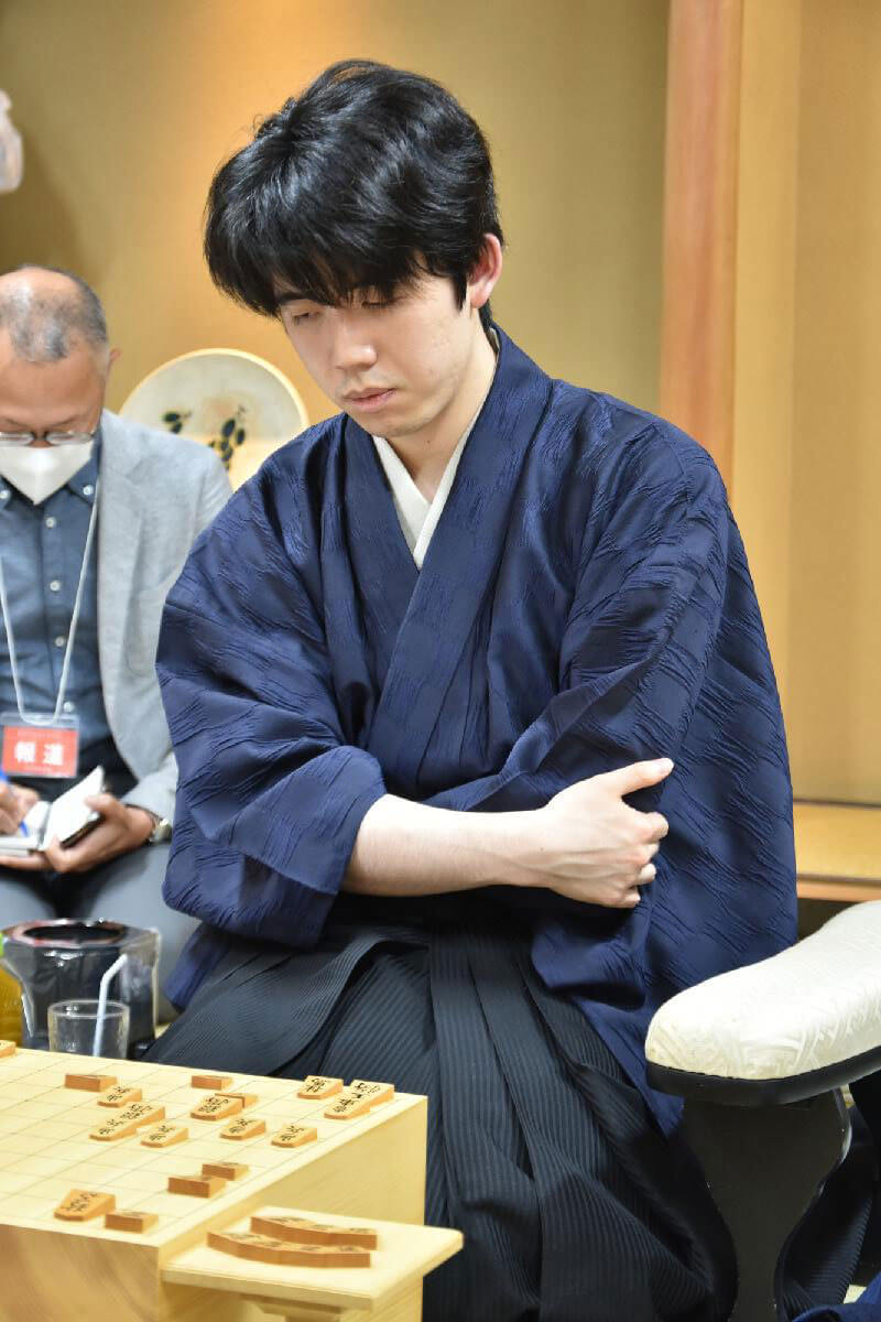 [Eio比赛第5场]击败藤井苍太“我对如何利用国际象棋时钟有疑问”他的快速比赛有什么问题吗？（每日新潮） - 雅虎新闻